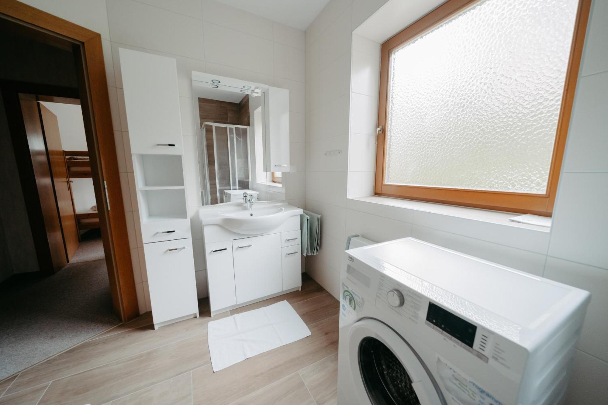 Ferienhaeuser Inge Und Seeblick Apartmán *